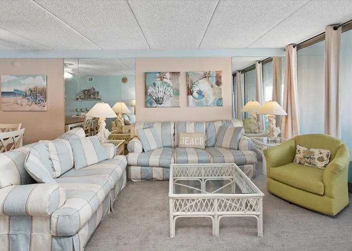 Holiday home Gorgeous & Spacious 3 Bedroom Towers With Indoor Pool!