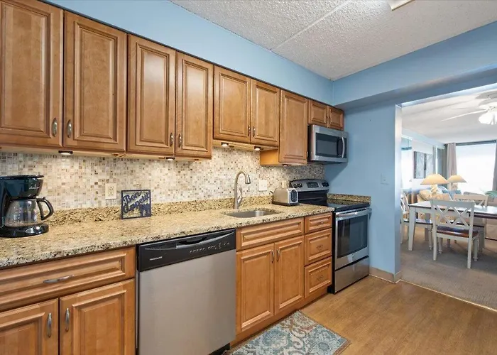 Gorgeous & Spacious 3 Bedroom Towers With Indoor Pool! Ocean City
