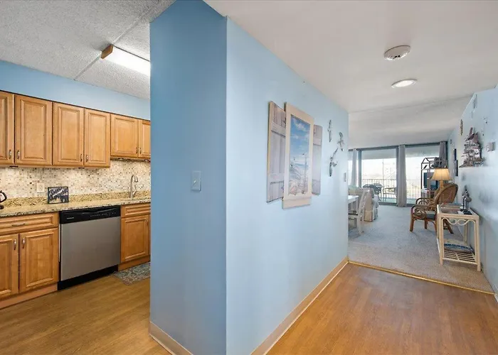 Holiday home Gorgeous & Spacious 3 Bedroom Towers With Indoor Pool! *