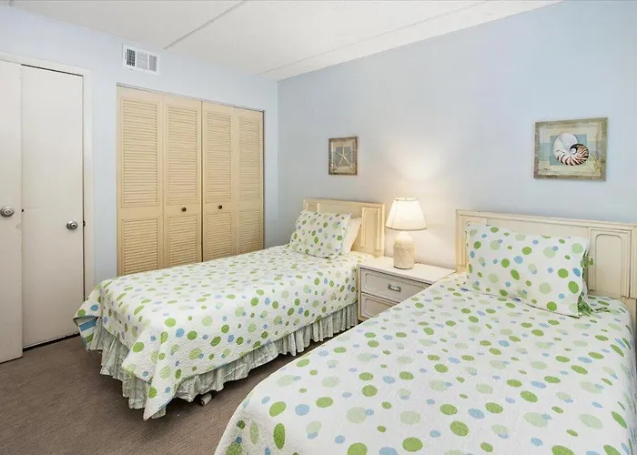 Gorgeous & Spacious 3 Bedroom Towers With Indoor Pool! * Ocean City